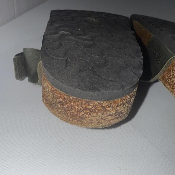 BIRKENSTOCK Gizeh Green Metallic Gorpcore Boho Thong Sandals Size 40 - Picture 7 of 15